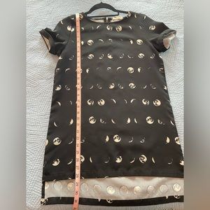 Hide & Seek moon phase tunic